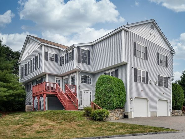 8 Paul Revere Path 8, Hopkinton MA 01748