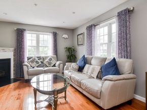 8 Paul Revere Path 8, Hopkinton MA 01748
