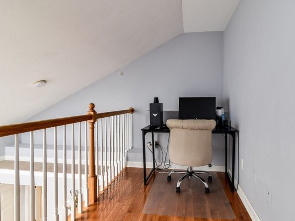 8 Paul Revere Path 8, Hopkinton MA 01748