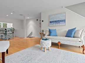126 Merrimac St 18, Newburyport MA 01950