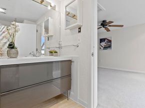 126 Merrimac St 18, Newburyport MA 01950