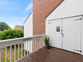 126 Merrimac St 18, Newburyport MA 01950