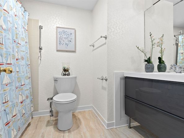 126 Merrimac St 18, Newburyport MA 01950