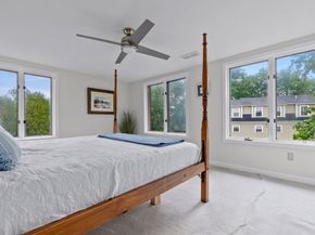 126 Merrimac St 18, Newburyport MA 01950