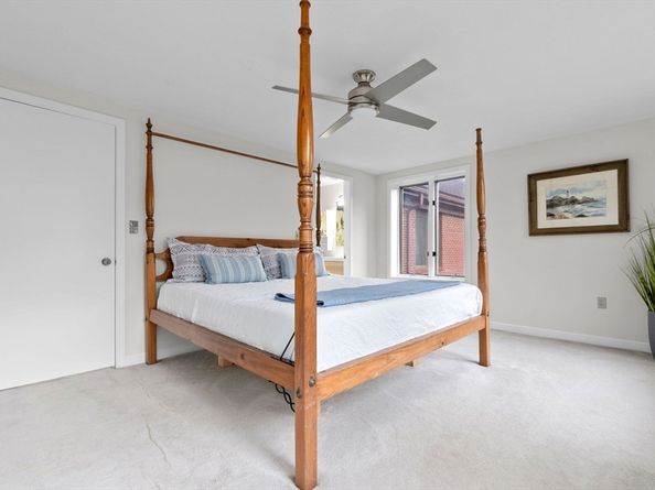126 Merrimac St 18, Newburyport MA 01950