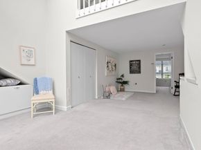 126 Merrimac St 18, Newburyport MA 01950