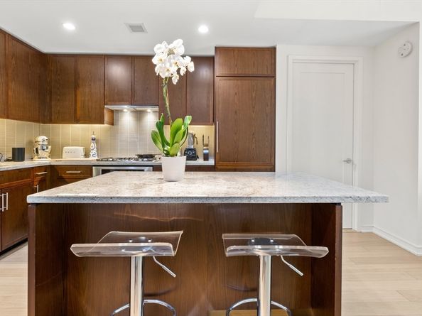 580 Washington 611, Boston MA 02111