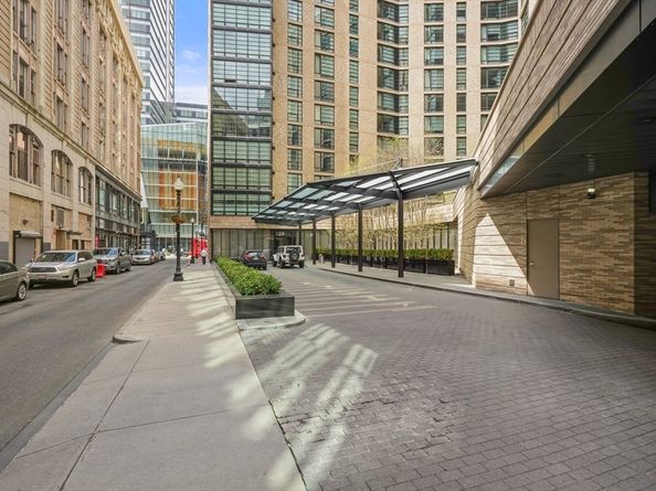 580 Washington 611, Boston MA 02111