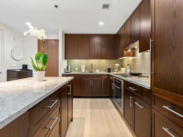 580 Washington 611, Boston MA 02111