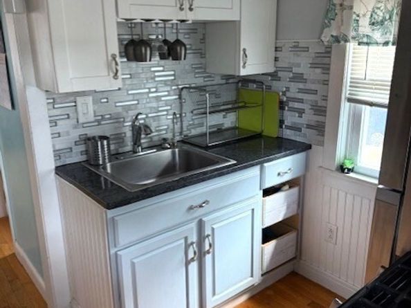 4 Greenwood Ave, Wareham MA 02571