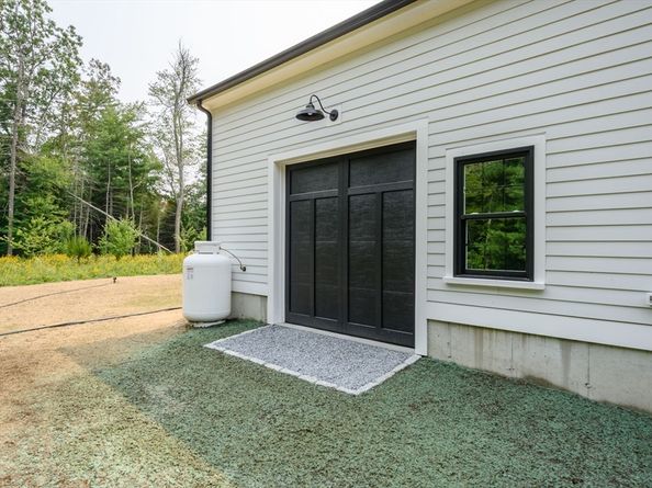 88 Ring Rd, Kingston MA 02364