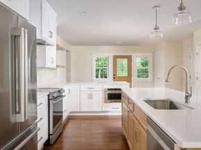88 Ring Rd, Kingston MA 02364