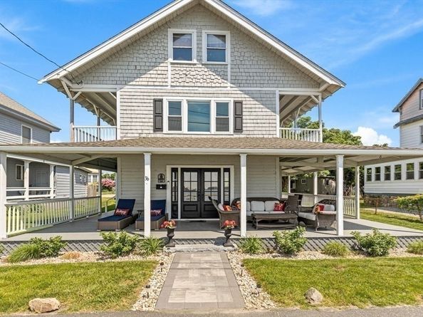 36 Sunset Ave, Hull MA 02045