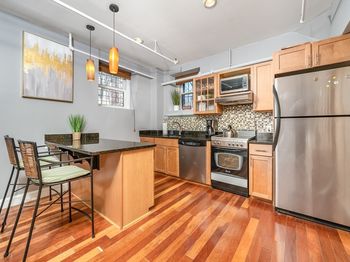 330 Dartmouth