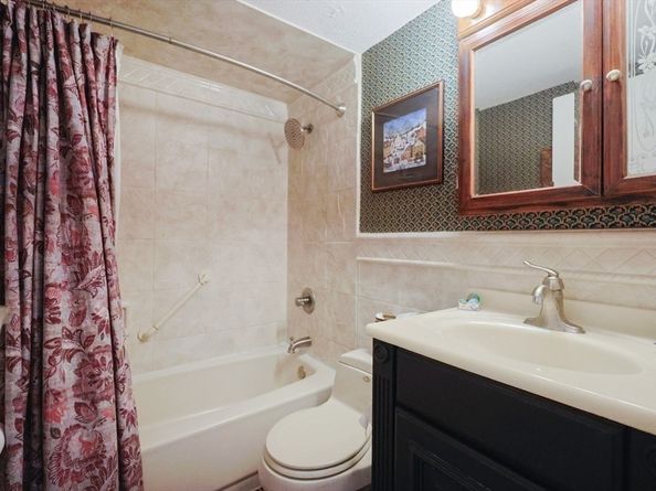 995 Mass Ave 404, Arlington MA 02476