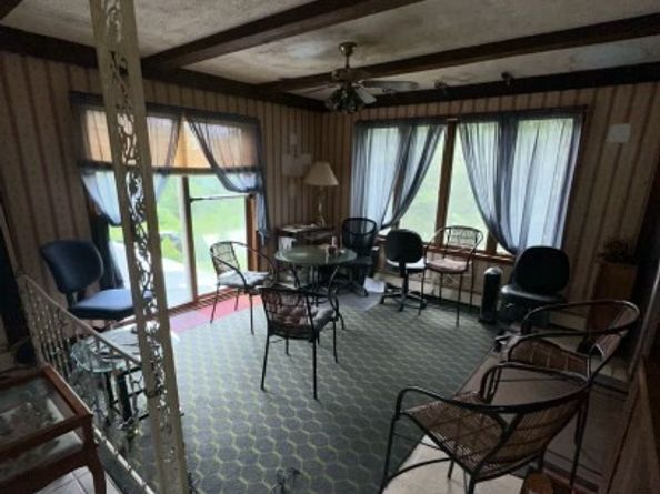 35 Hill  St, Leominster MA 01453