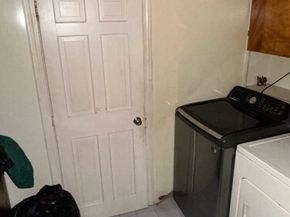 35 Hill  St, Leominster MA 01453
