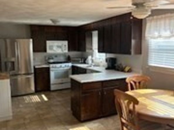 87 Wheeler Ave, Melrose MA 02176