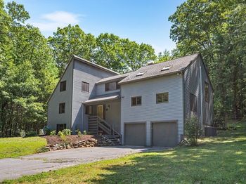 15 Woodside Dr