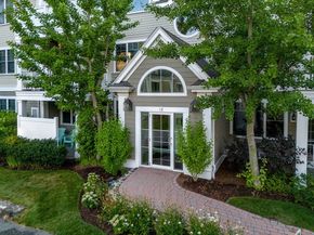 112 Johnson Woods Dr 102, Reading MA 01867