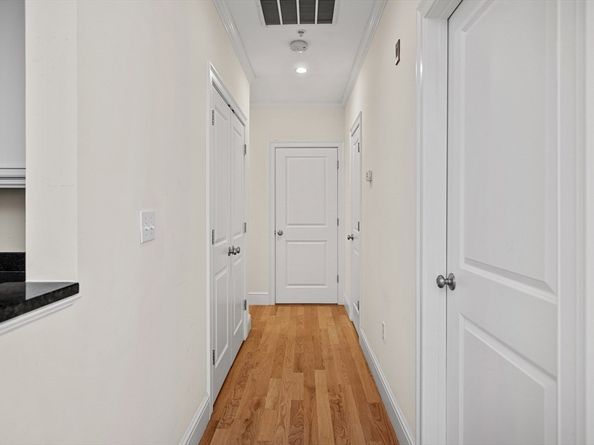 112 Johnson Woods Dr 102, Reading MA 01867