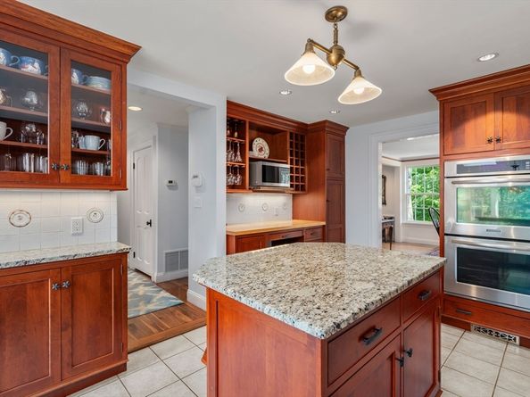 1 Woodholm Circle, Manchester MA 01944
