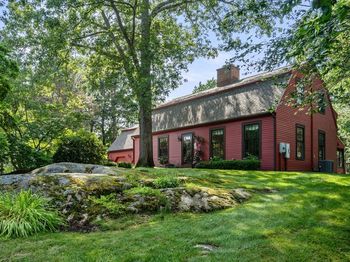 1 Woodholm Circle
