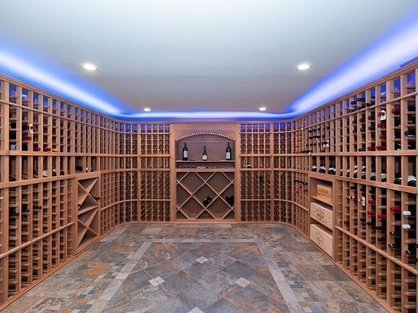 30 Autumn Lane, Hamilton MA 01982