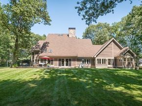 30 Autumn Lane, Hamilton MA 01982