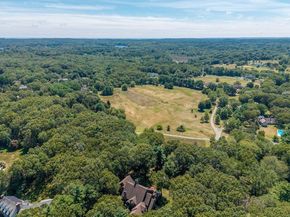 30 Autumn Lane, Hamilton MA 01982