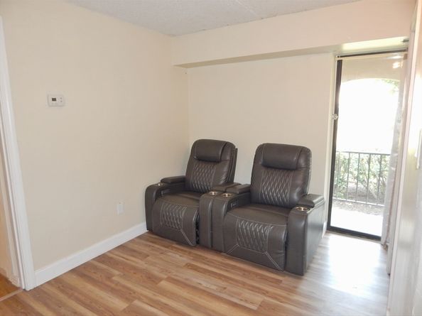 685 Oak St 132, Brockton MA 02301