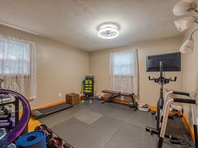 7 Oakwood Ave, Randolph MA 02368