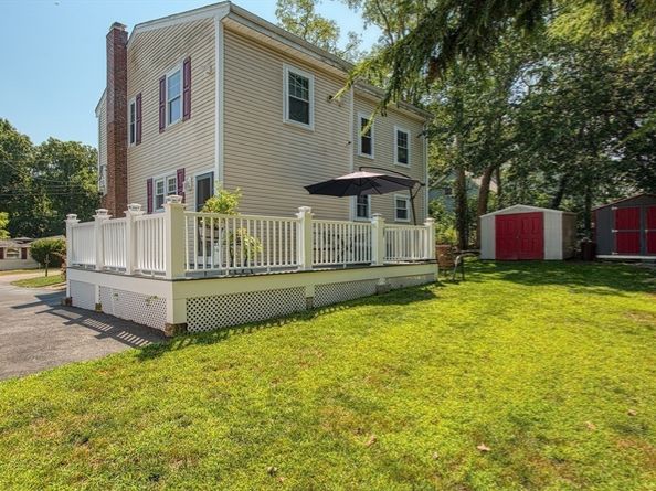 7 Oakwood Ave, Randolph MA 02368