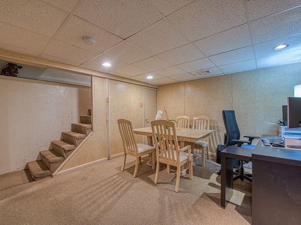 7 Oakwood Ave, Randolph MA 02368