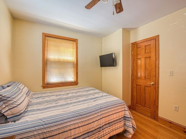 7 Oakwood Ave, Randolph MA 02368