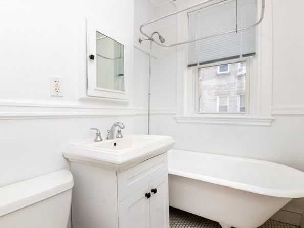 125 Park Dr 24, Boston MA 02215