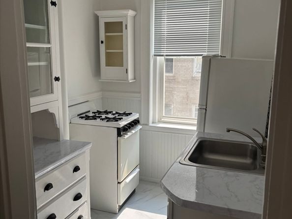 125 Park Dr 24, Boston MA 02215