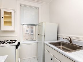 125 Park Dr 24, Boston MA 02215