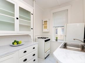 125 Park Dr 24, Boston MA 02215