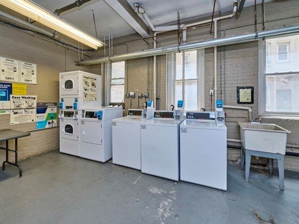 125 Park Dr 24, Boston MA 02215