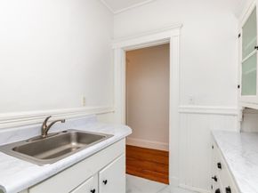 125 Park Dr 24, Boston MA 02215