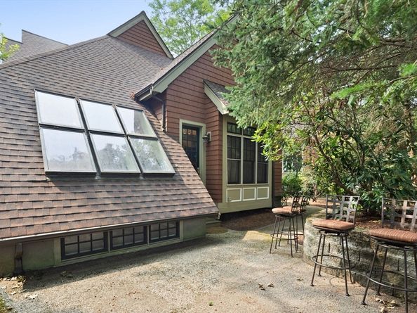 20 Hamlet Street, Newton MA 02459