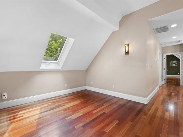 20 Hamlet Street, Newton MA 02459