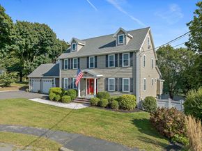 146 Eleanor Dr, Braintree MA 02184