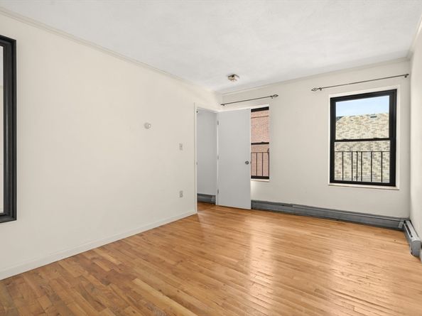 181 Salem Street 18F, Boston MA 02113