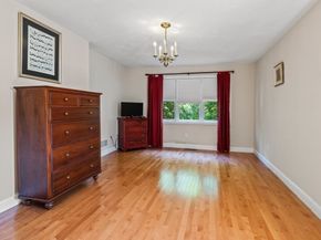 10 Edward St 10, Leicester MA 01524