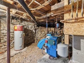 31 Pinedale Rd, Athol MA 01331