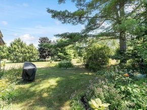 31 Pinedale Rd, Athol MA 01331