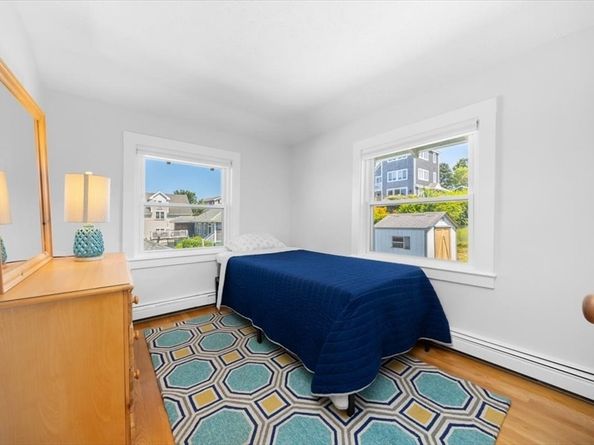 10 Sagamore Ter, Hull MA 02045