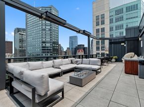 55 Lagrange St 709, Boston MA 02116